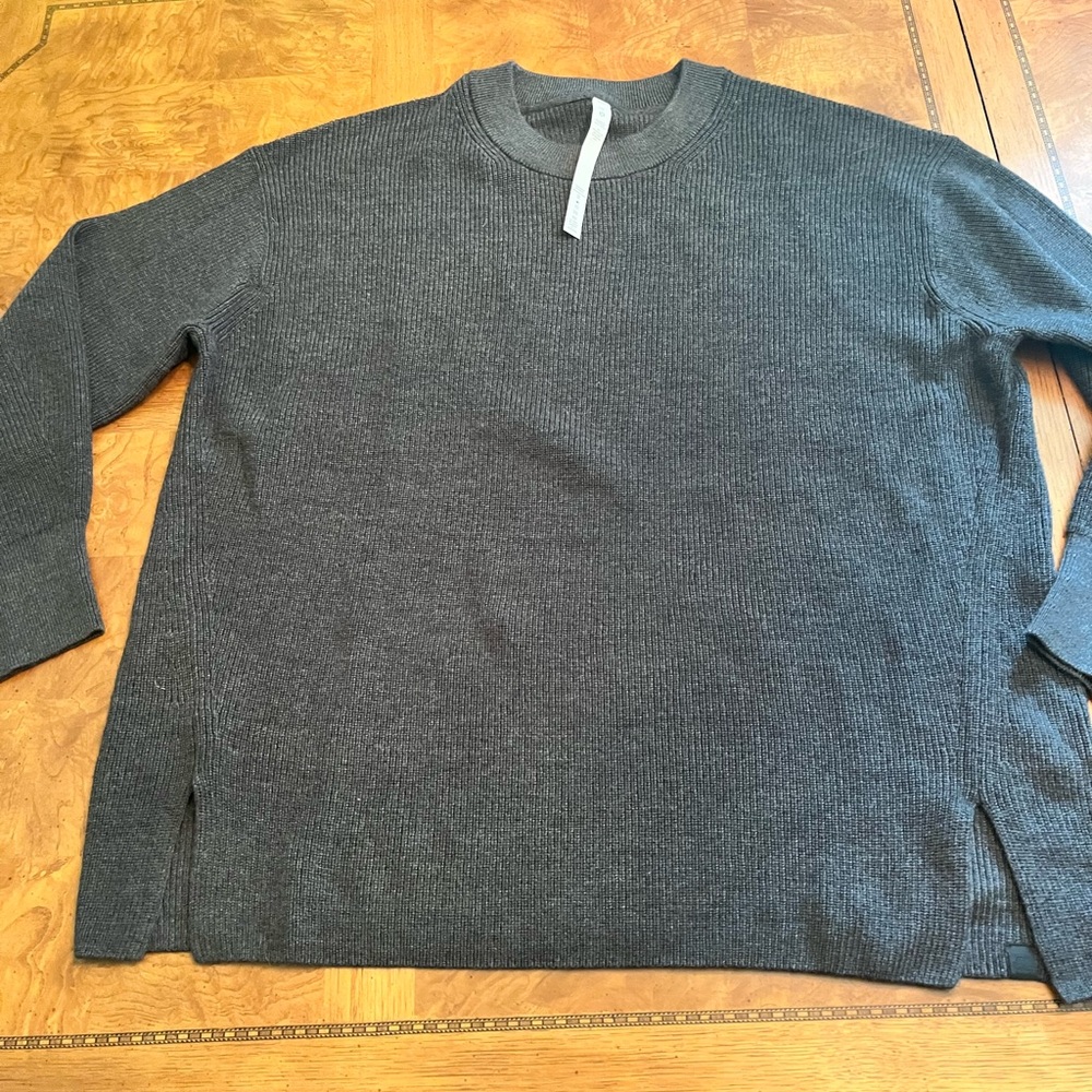 Lululemon merino wool blend ribbed crew neck sweater